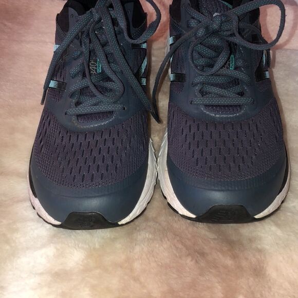 NB 9 W840v4 Thunder Distance Running Neutral Cushioned Sneakers - Picture 4 of 11